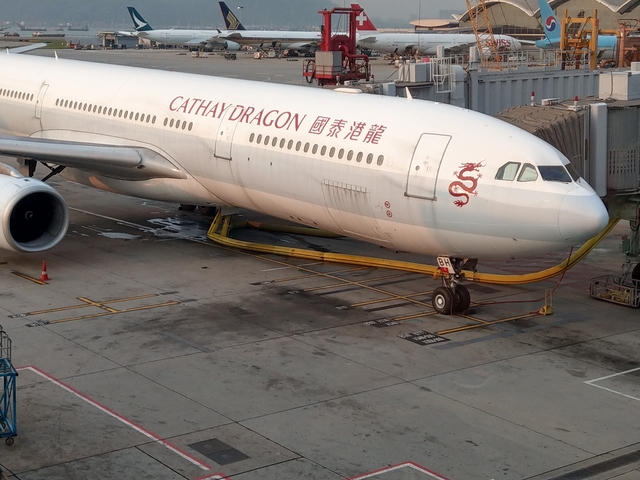 IMAG2270.jpg - 國泰港龍航空