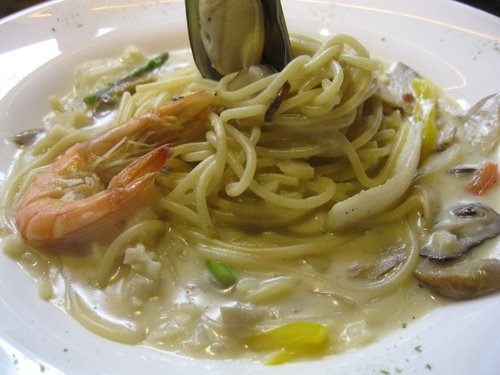 便宜好吃又大碗的板橋IS  PASTA義大利麵餐廳(上)