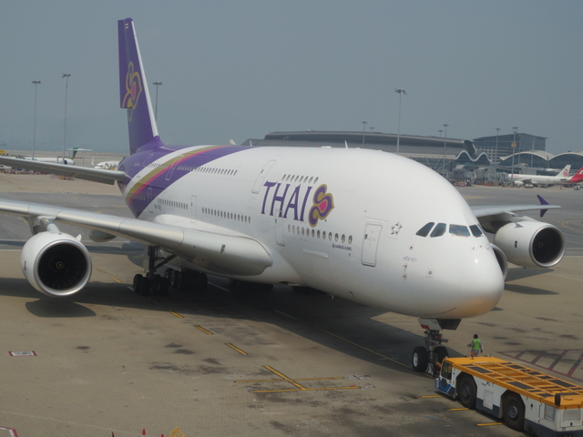 IMG_2539.JPG - 終究被迫停產的空中巴士A380型客機!