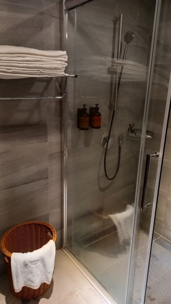 宜蘭煙波大飯店淋浴間的止滑設計超貼心!