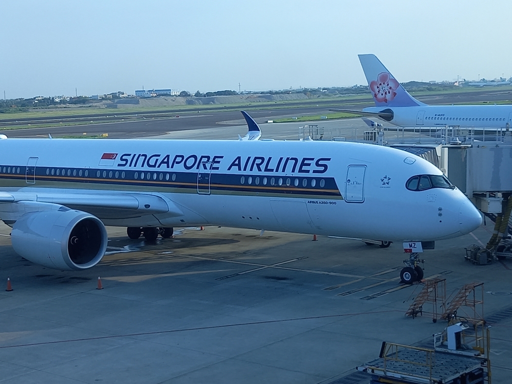 20210827_063551.jpg - 新航SQ35台北直飛新加坡A350早班機