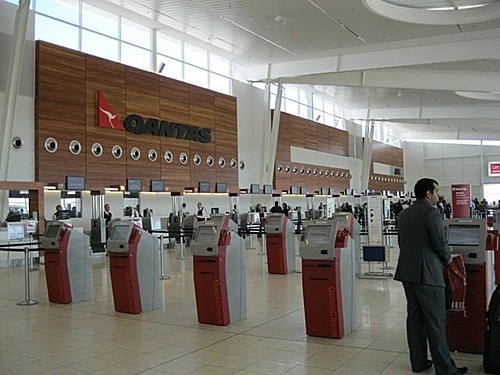 南澳首府阿得雷德國際機場的澳洲航空報到櫃檯