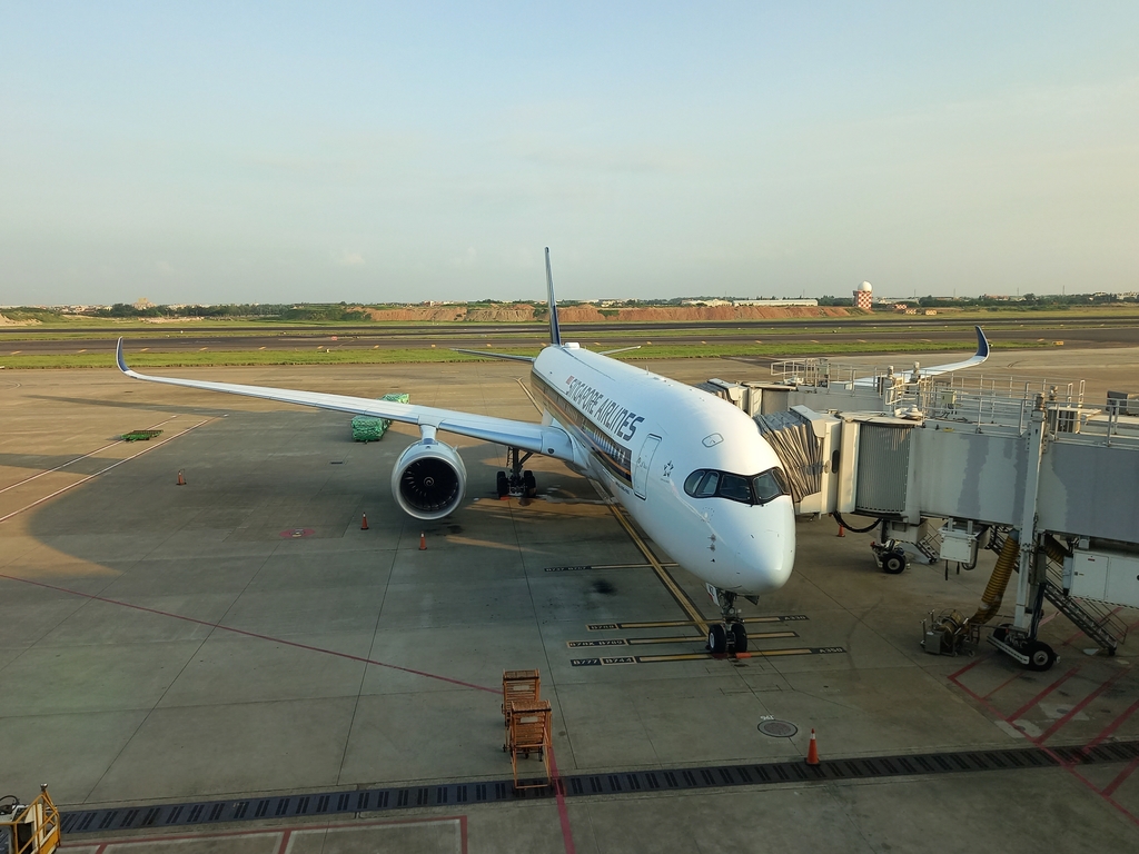 20210827_063022(0).jpg - 新航SQ35台北直飛新加坡A350早班機